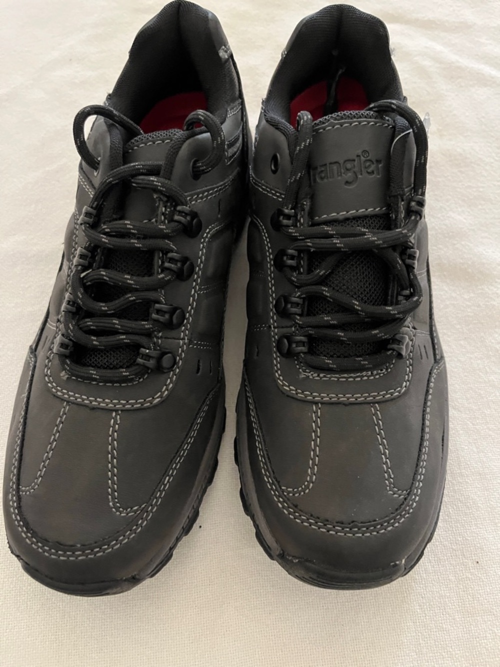 Shoes athletic mens new size 7.5 M Wrangler memory foam dual density sole